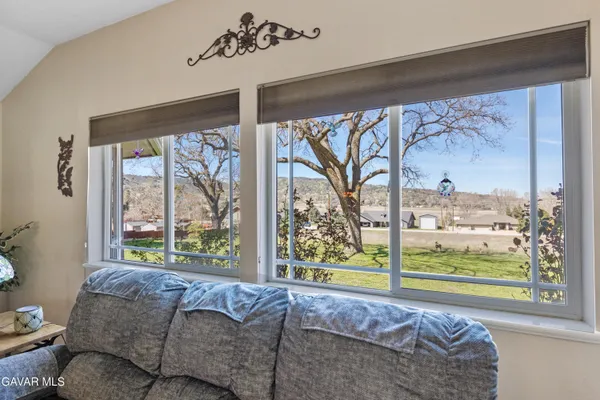 $679,900 | 29541 Butterfield Way, Tehachapi, CA 93561