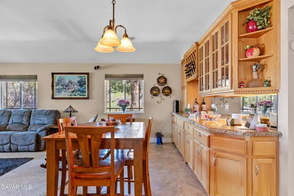 $679,900 | 29541 Butterfield Way, Tehachapi, CA 93561