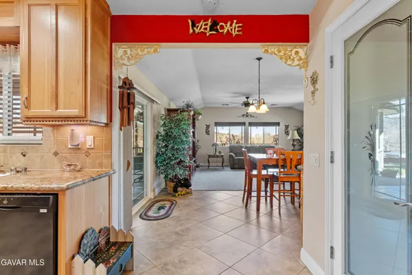 $679,900 | 29541 Butterfield Way, Tehachapi, CA 93561