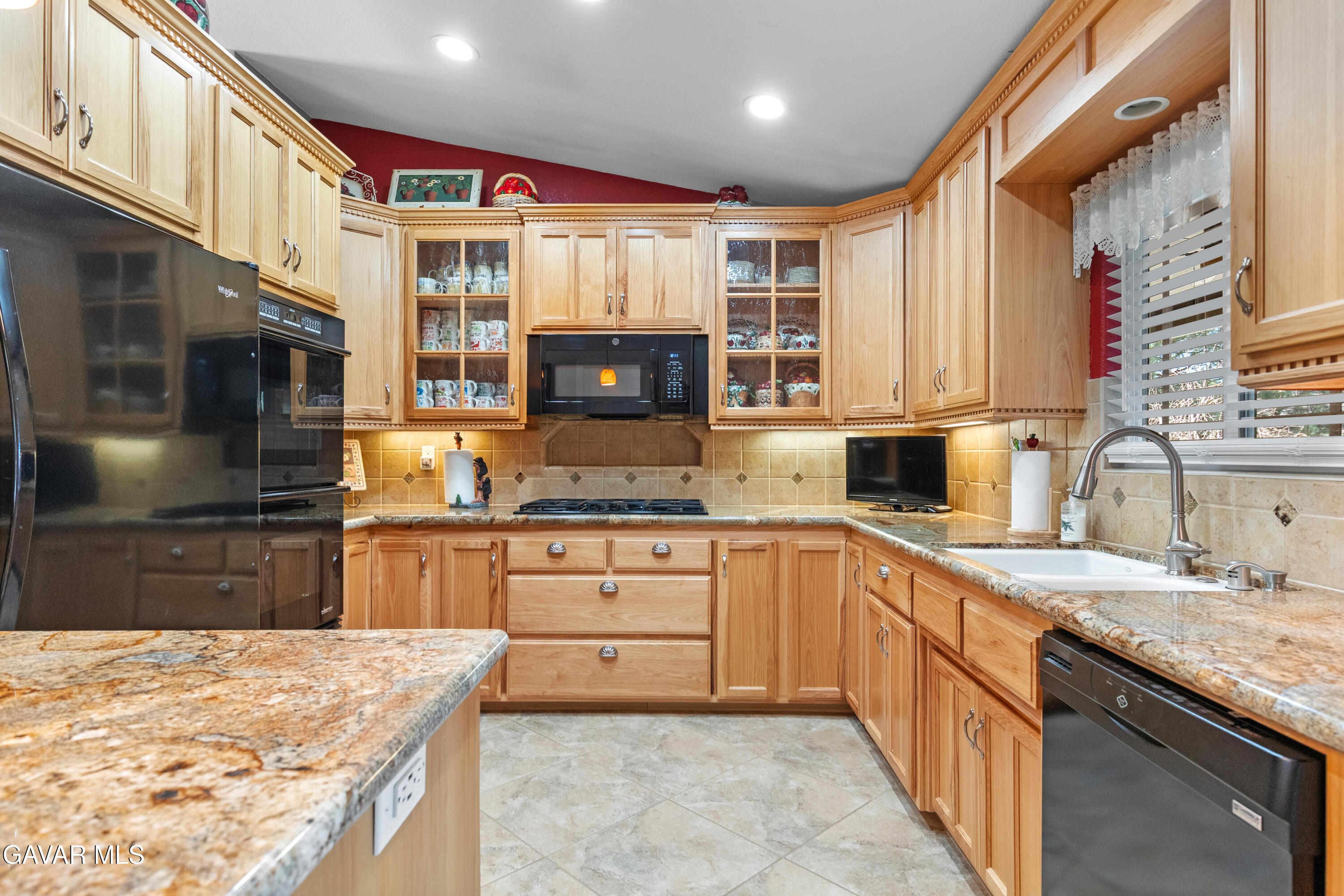 29541 Butterfield Way Tehachapi, CA 93561 - Photo 93 of 101 6Y9A0058