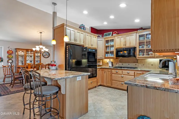 $679,900 | 29541 Butterfield Way, Tehachapi, CA 93561