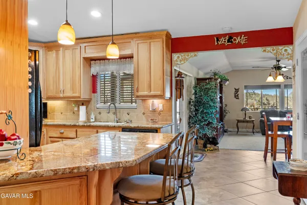 $679,900 | 29541 Butterfield Way, Tehachapi, CA 93561