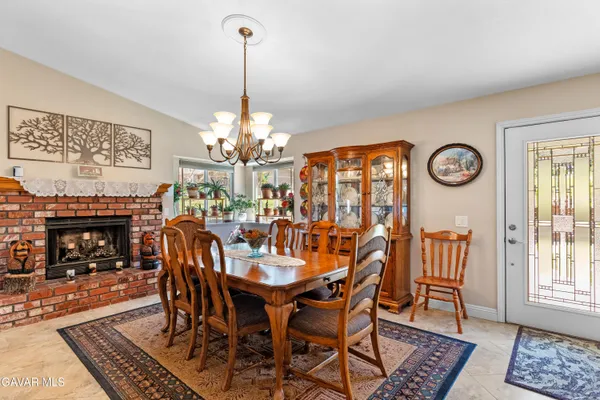 $679,900 | 29541 Butterfield Way, Tehachapi, CA 93561