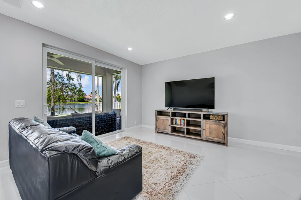 19491 Black Olive Lane Boca Raton, FL 33498 - Photo 13 of 68 13