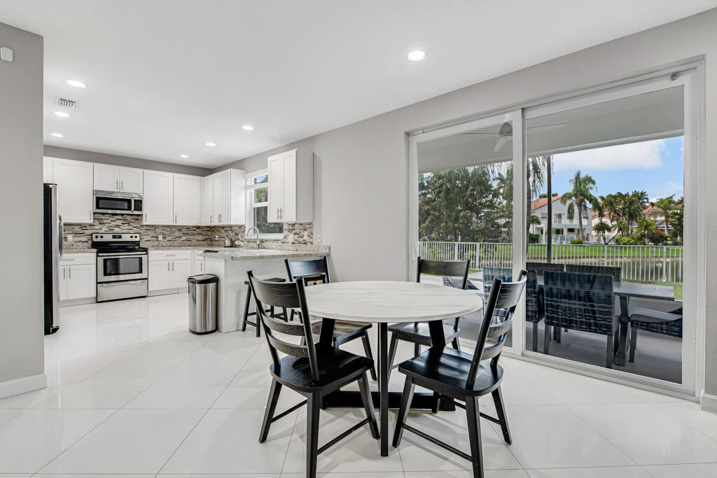 19491 Black Olive Lane Boca Raton, FL 33498 - Photo 16 of 68 16