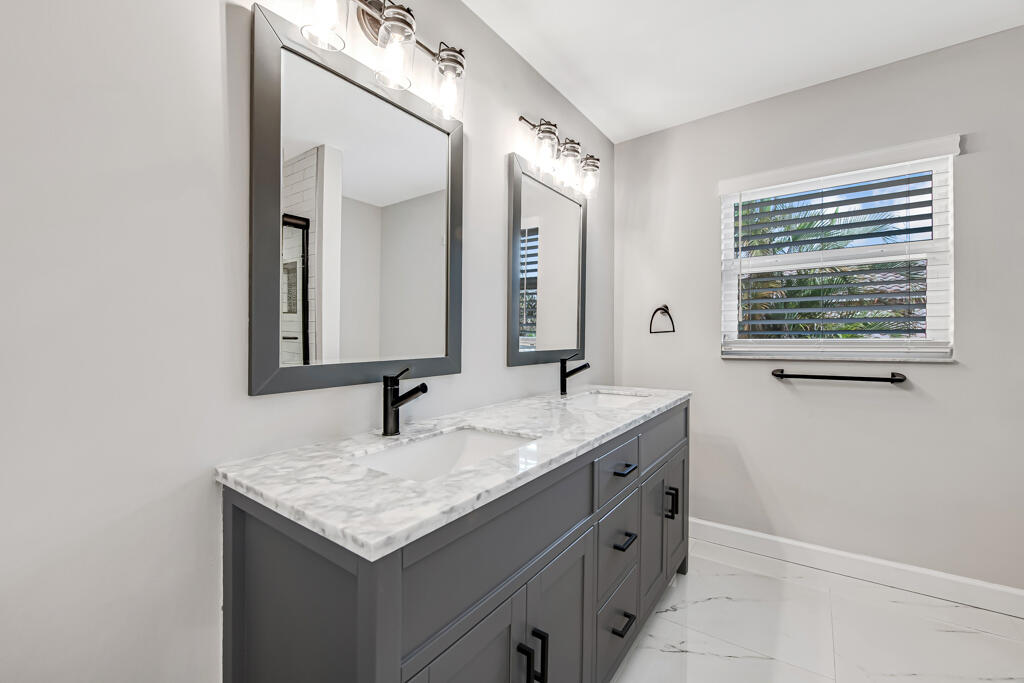 19491 Black Olive Lane Boca Raton, FL 33498 - Photo 42 of 68 42