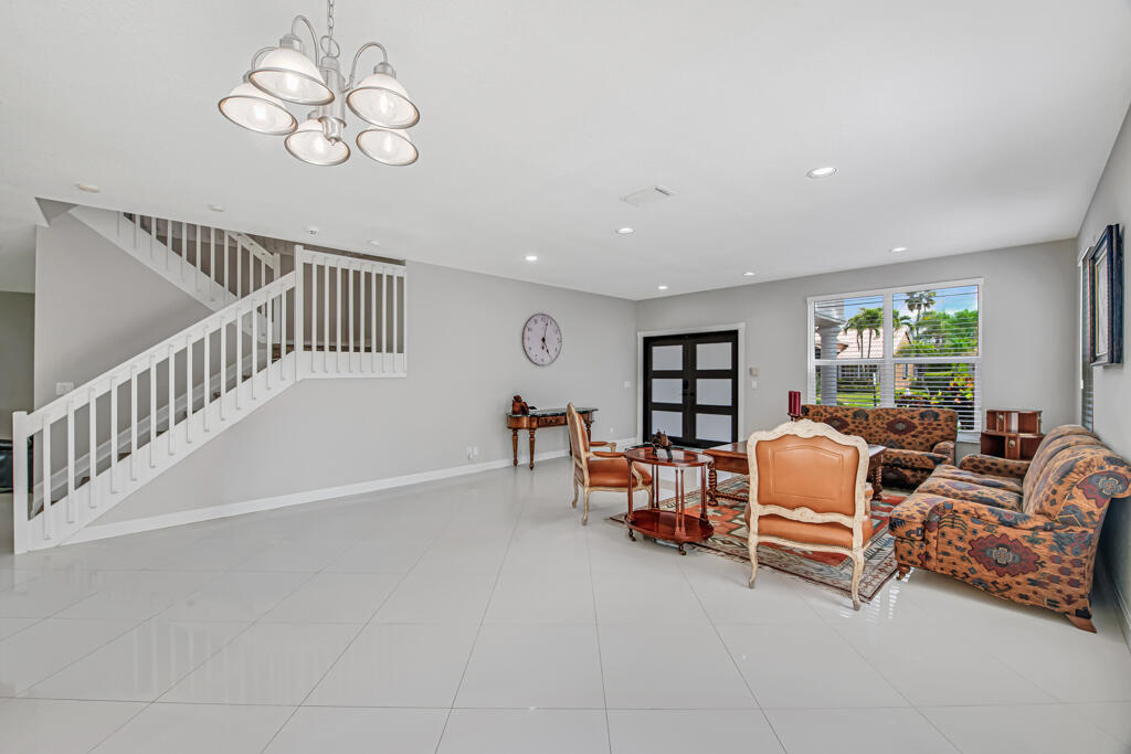 19491 Black Olive Lane Boca Raton, FL 33498 - Photo 8 of 68 08