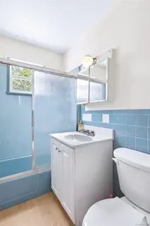 $899,000 | 138-19 Caney Lane | Rosedale