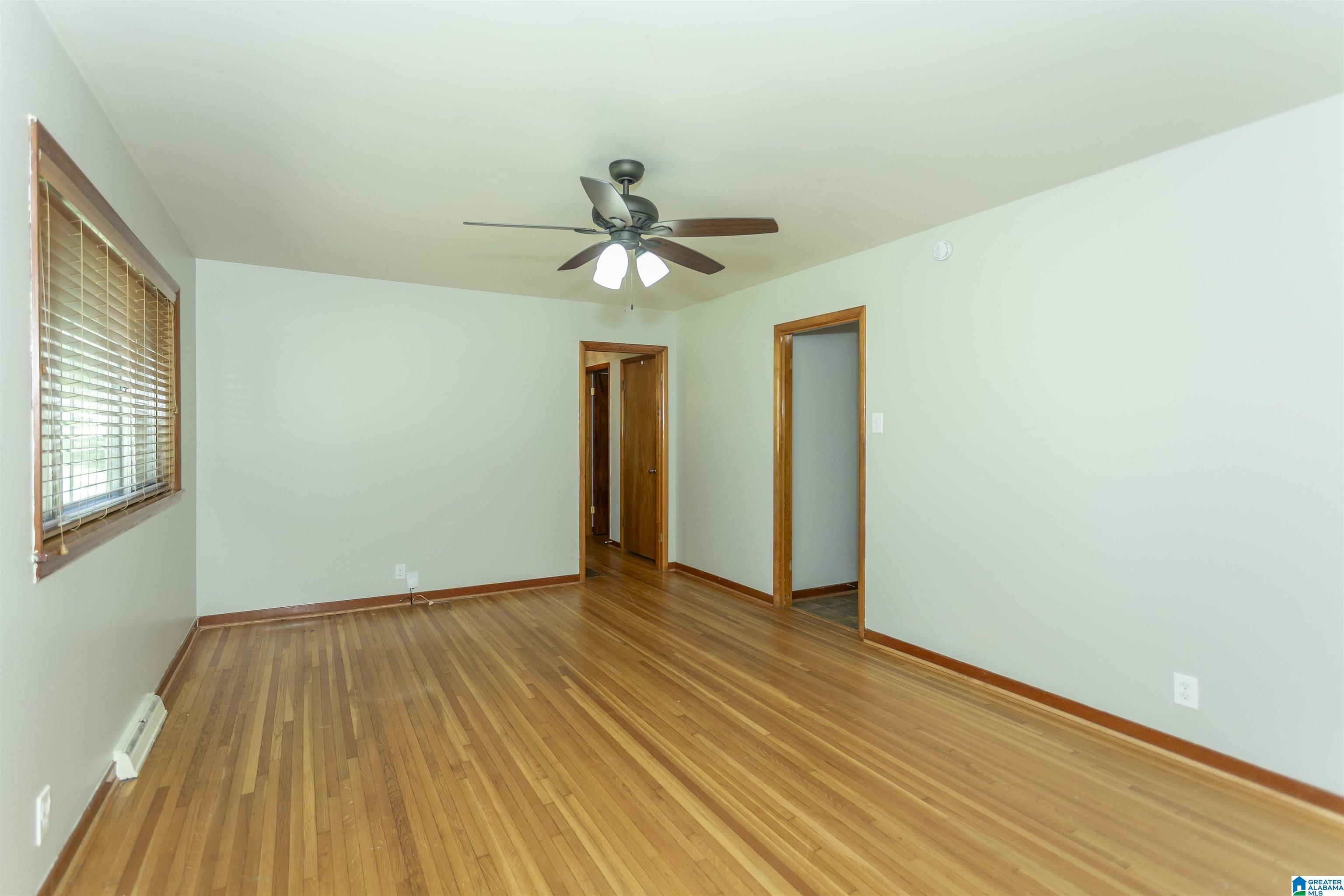 1025 Barnisdale Road Birmingham, AL 35235 - Photo 3 of 39