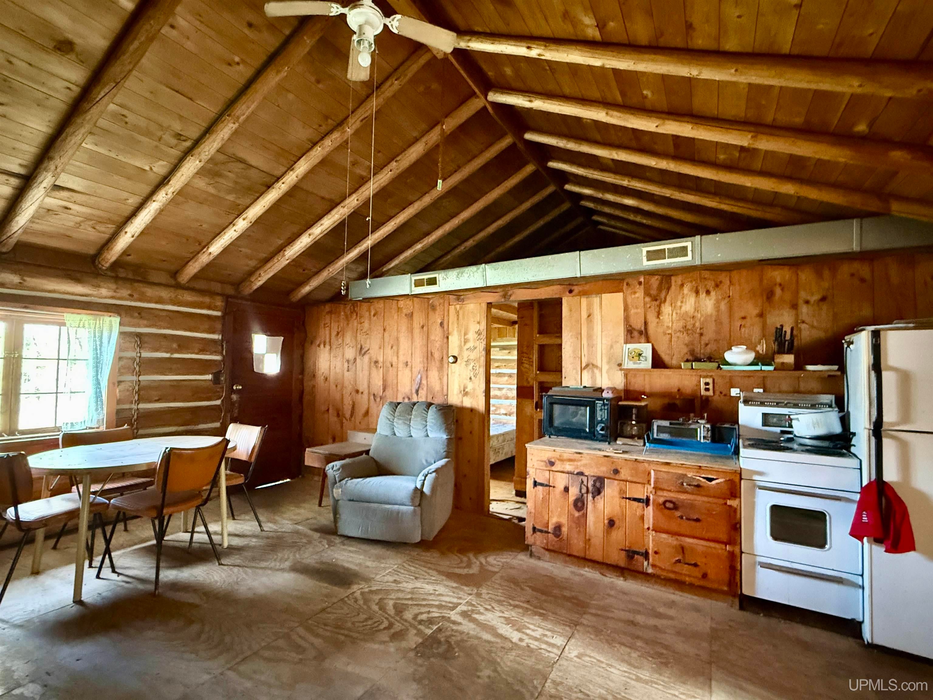 152 Jarvi Road Crystal Falls, MI 49920 - Photo 6 of 37 Gallery Image 6