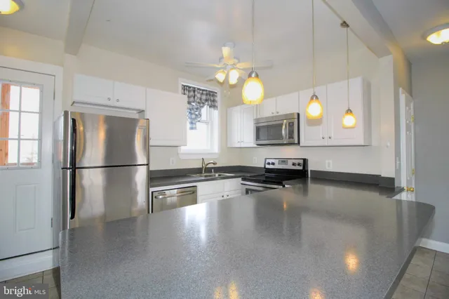 $1,450 | 22 North Market Street, Unit 3, Frederick, MD 21701