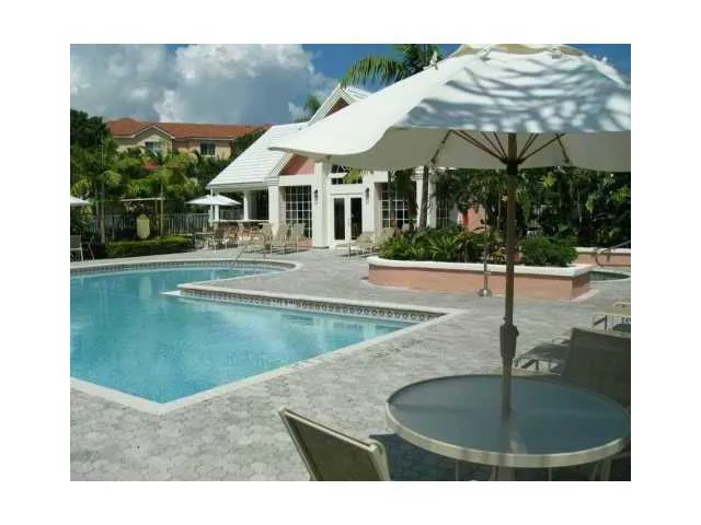 $2,400 | 1001 Crystal Way, Unit P, Delray Beach, FL 33444