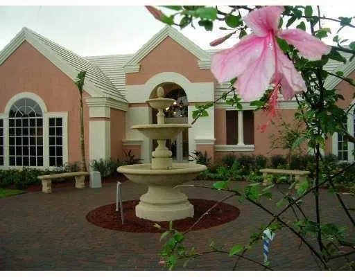 $2,400 | 1001 Crystal Way, Unit P, Delray Beach, FL 33444