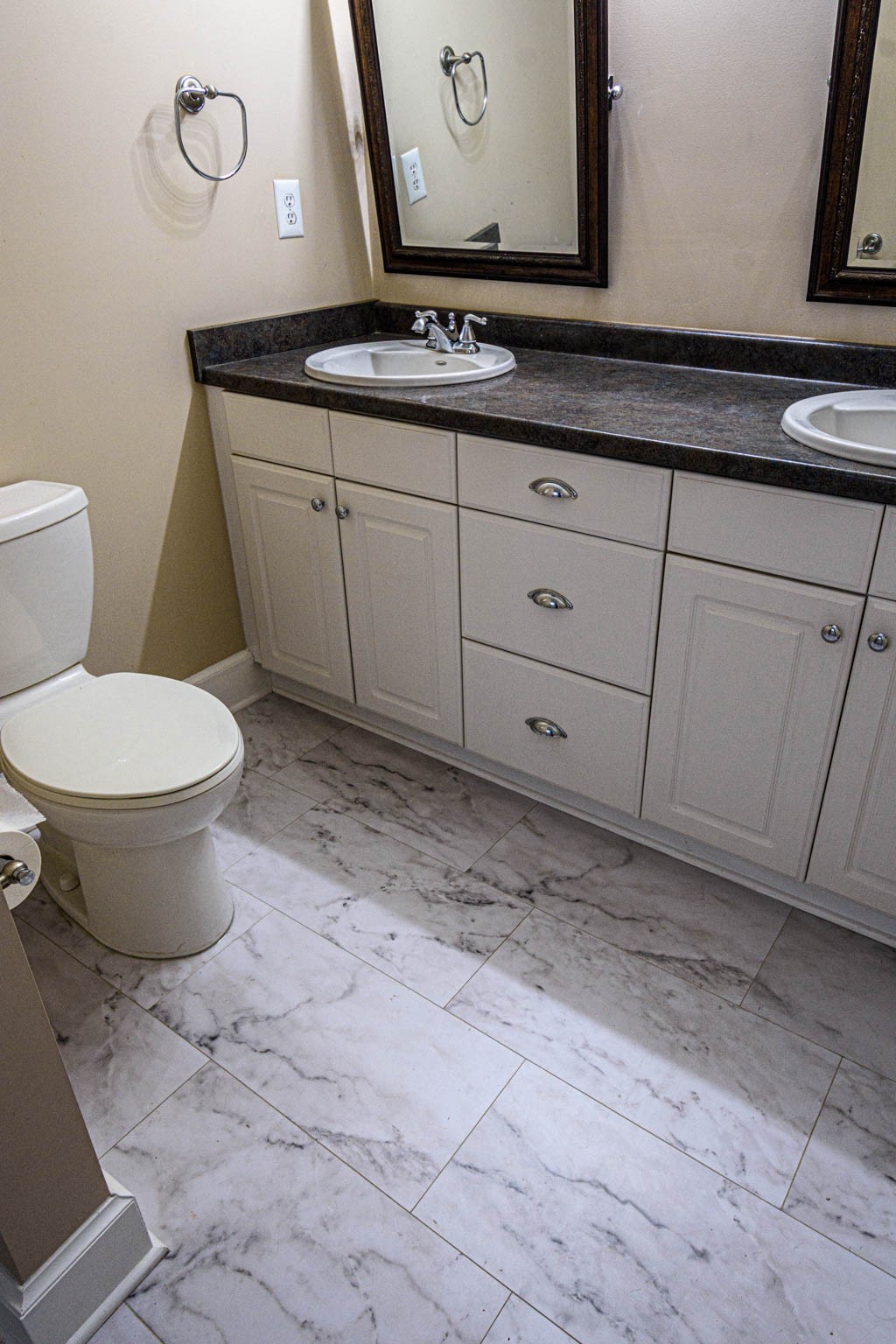 1828 Bunker Hill Road Pulaski, TN 38478 - Photo 26 of 57 a bathroom with a toilet a sink and mirror