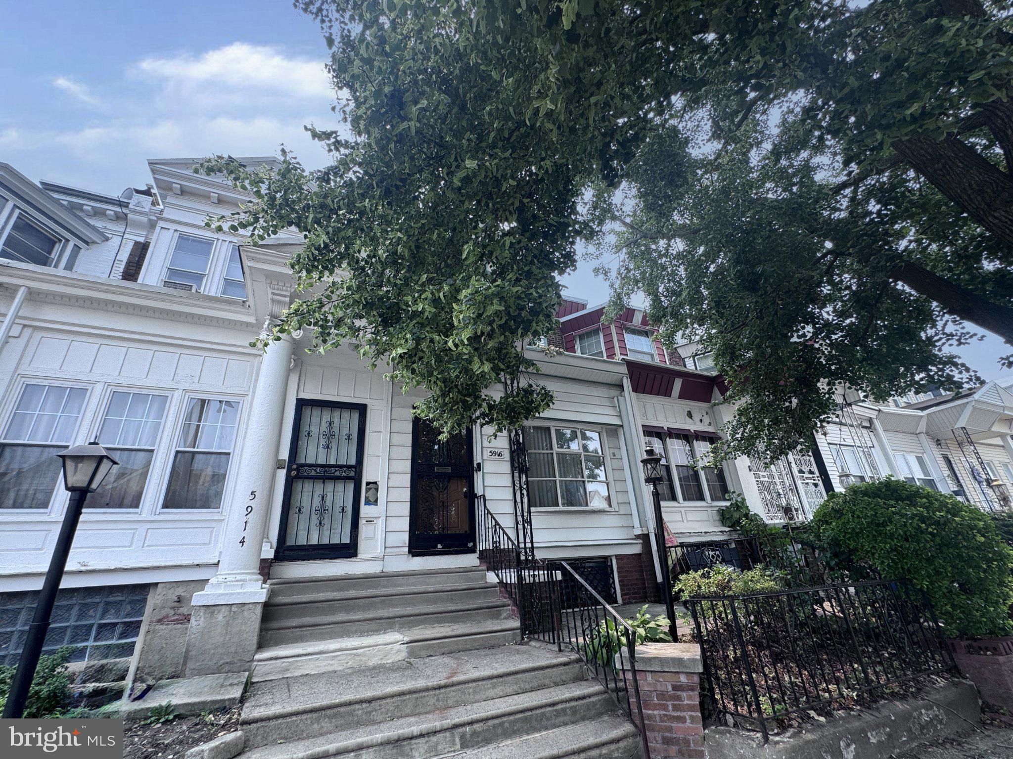 5916 Nassau Road Philadelphia, PA 19151 - Photo 3 of 22 Front exterior