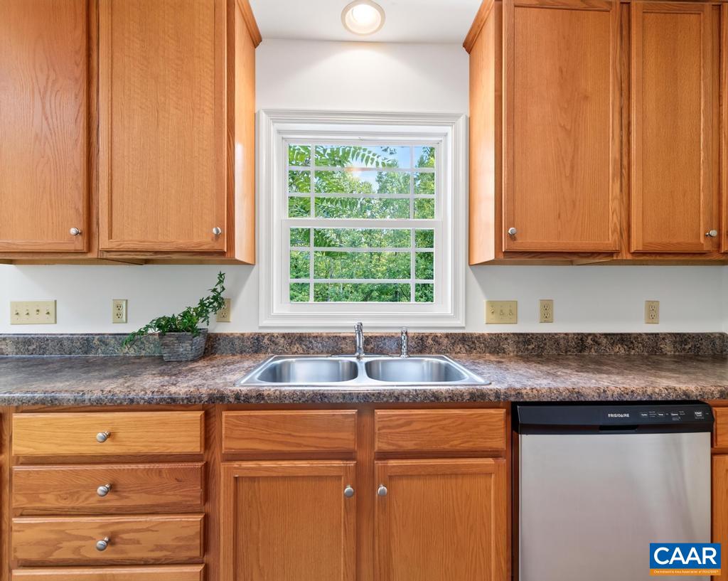 368 Hummingbird Road Scottsville, VA 24590 - Photo 12 of 46 Gallery Image 12