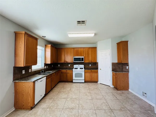 $2,050 | 25222 Ibris Ranch Drive, Katy, TX 77494