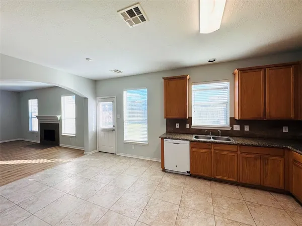 $2,050 | 25222 Ibris Ranch Drive, Katy, TX 77494