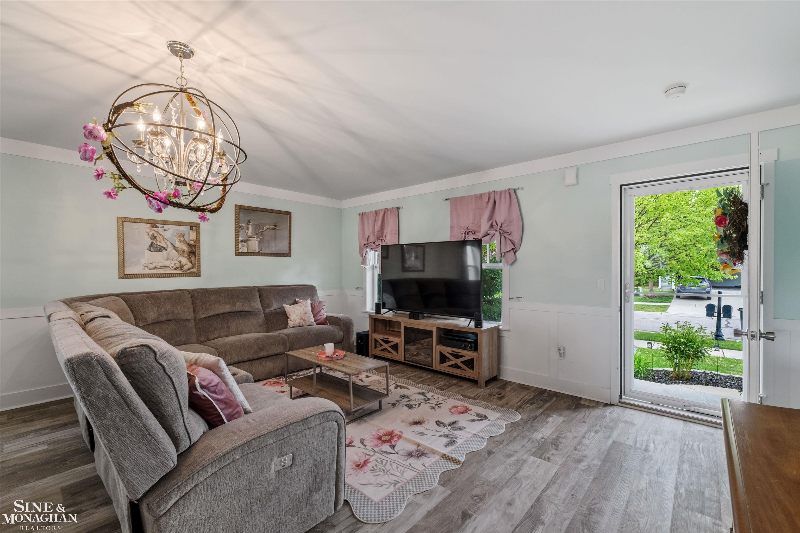170 Merrimack Drive Howell, MI 48843 - Photo 5 of 44