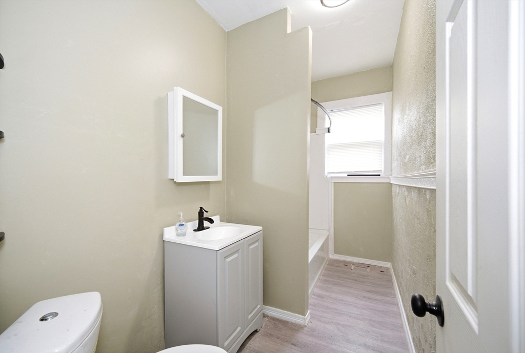9 Helen Street Boston, MA 02124 - Photo 7 of 16
