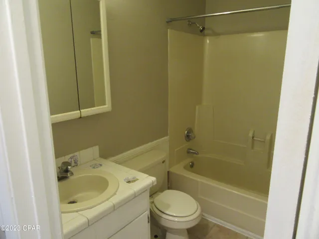 $1,695 | 1613 Minnesota Avenue, Lynn Haven, FL 32444