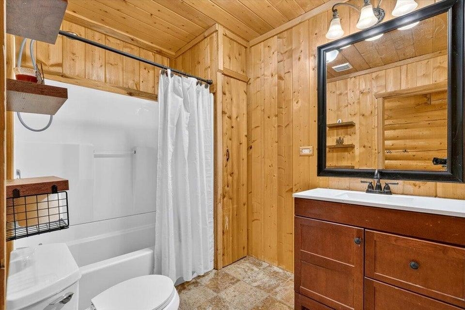 5249 Happy Hill Road Tumtum, WA 99034 - Photo 13 of 28 Gallery Image 13