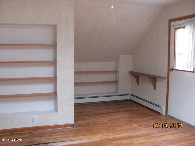 1032 Pne Rdg Drive Bushkill, PA 18324 - Photo 8 of 11