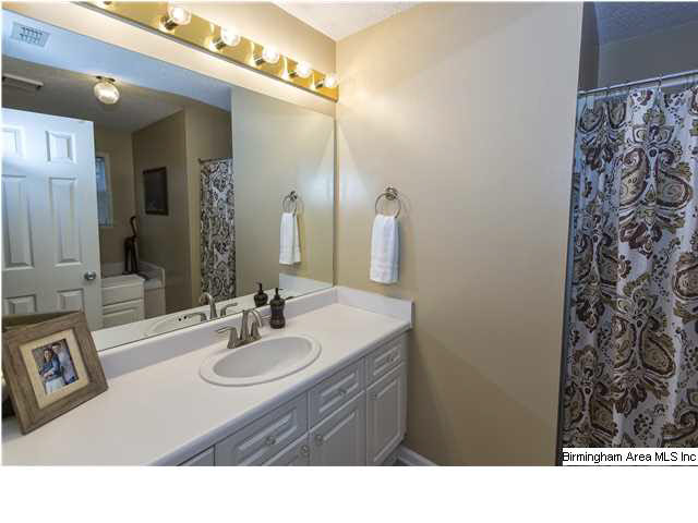 1507 Timber Drive Helena, AL 35080 - Photo 12 of 17