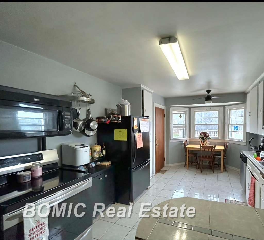 6335 Becker Road Saginaw, MI 48601 - Photo 2 of 14