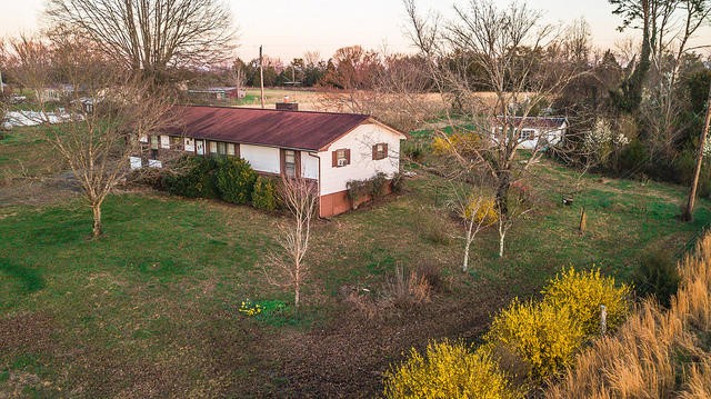 140 Gudger Road Madisonville, TN 37354 - Photo 3 of 27 Gallery Image 3