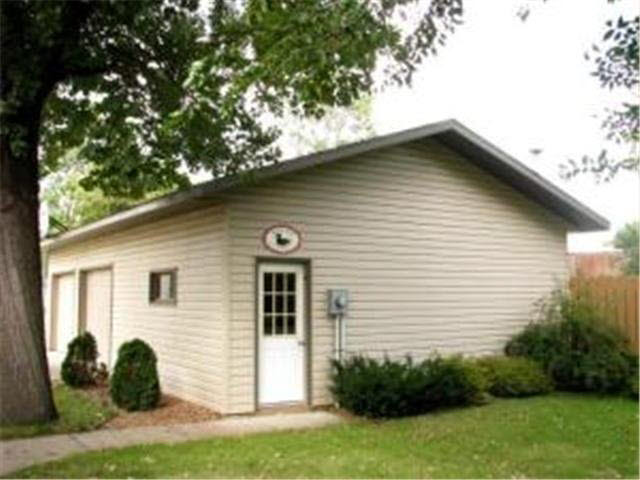 115 Southwest 3rd Street Rothsay, MN 56579 - Photo 11 of 27