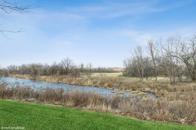 $295,000 | 3340 Cameron Drive, Elgin, IL 60124