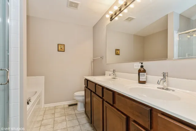 $295,000 | 3340 Cameron Drive, Elgin, IL 60124