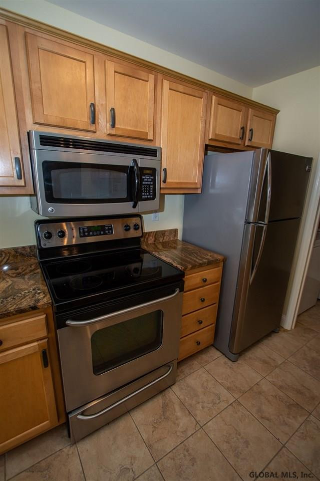 103 Cedar Rensselaer, NY 12144 - Photo 8 of 26 Photo 8