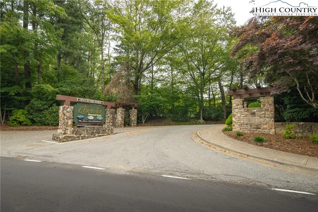 $740,000 | 140 Manor View Lane, Unit 1, Blowing Rock, NC 28605