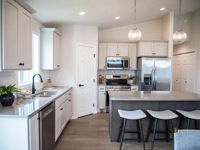 $435,999 | 7342 29th Street South, Fargo, ND 58104