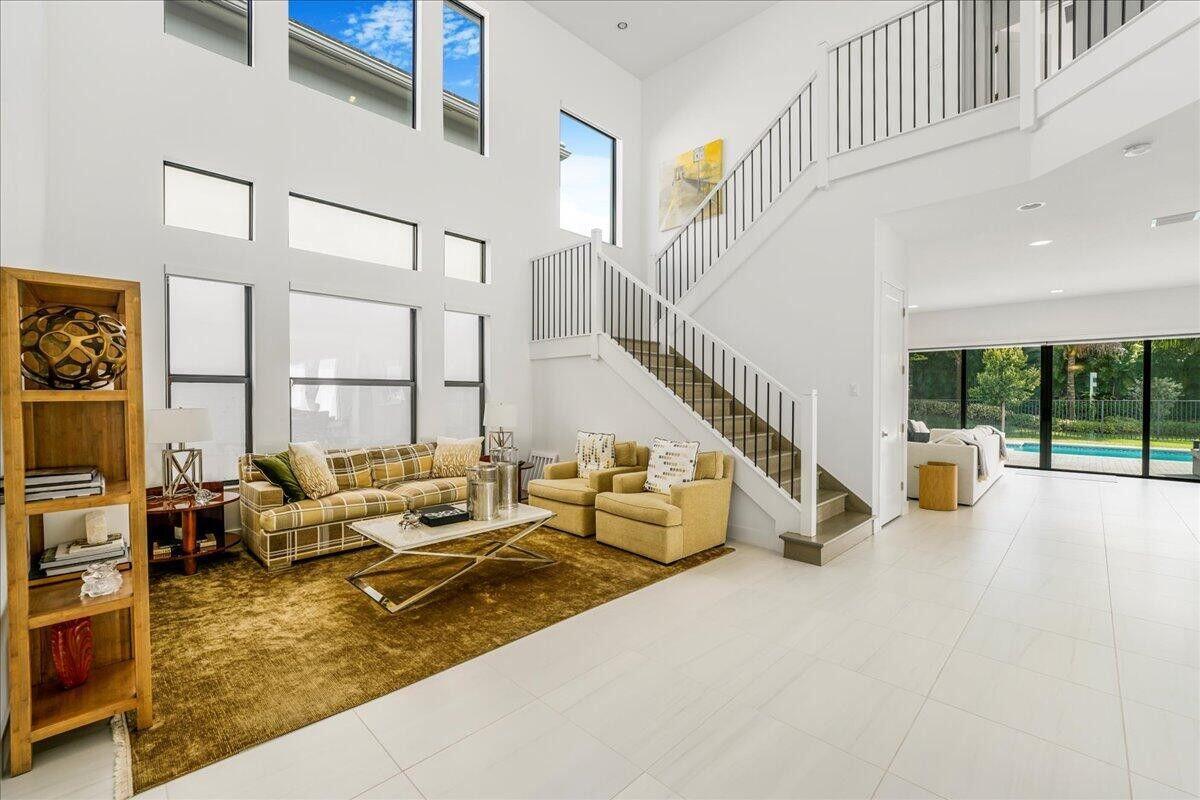 17496 Sparkling River Road Boca Raton, FL 33496 - Photo 10 of 36 20250317223915121450000000-o
