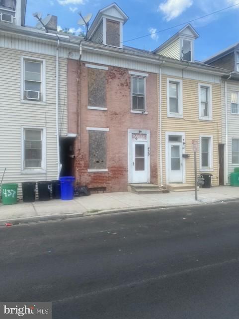 439 Walnut Street York, PA 17403 - Photo 2 of 7