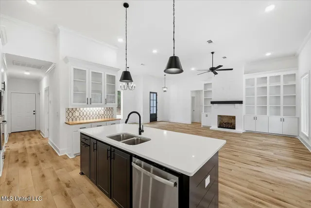 $399,900 | 849 Northwest 11th Avenue, Mendenhall, MS 39114