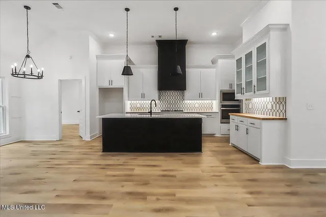 $399,900 | 849 Northwest 11th Avenue, Mendenhall, MS 39114