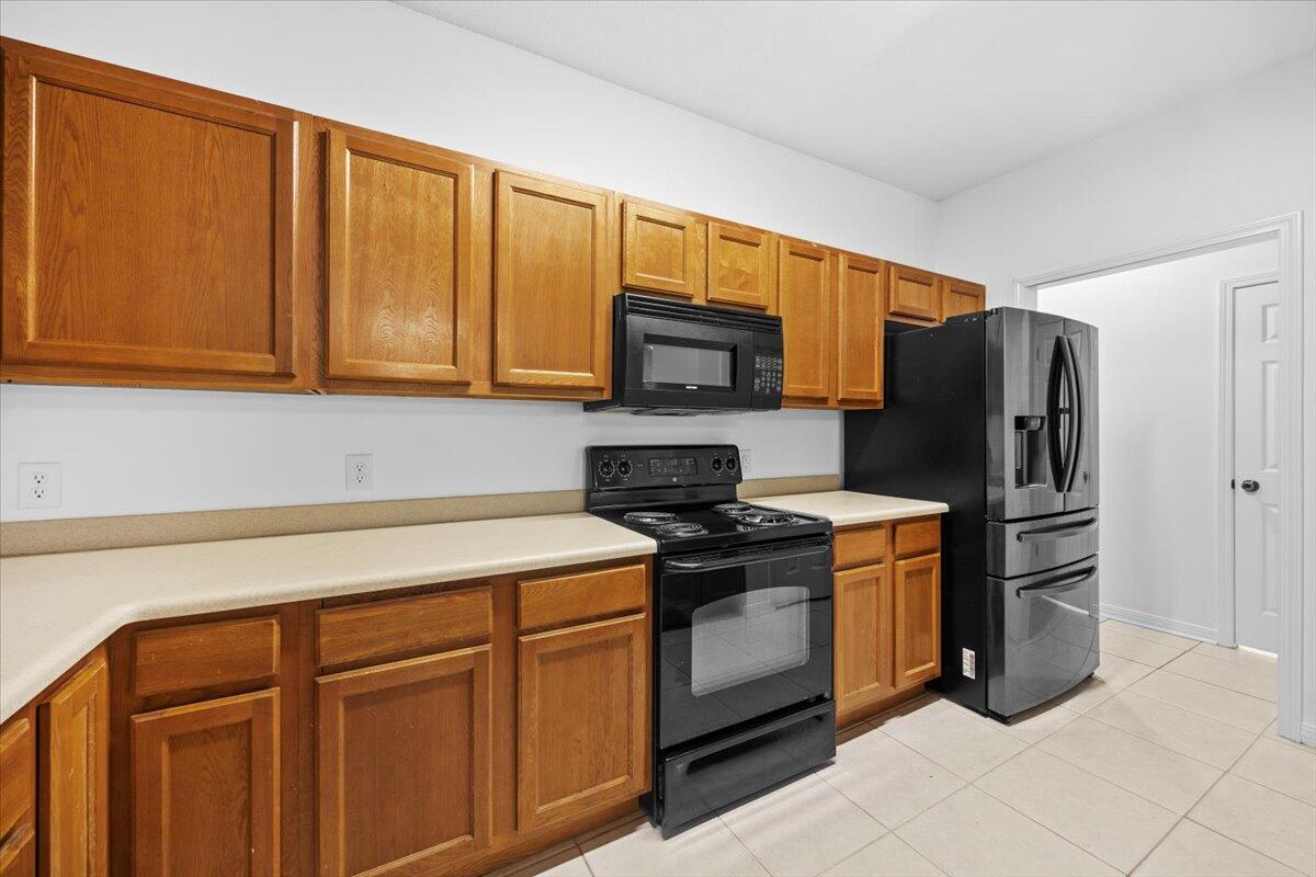 1419 Beaver Run Road, Unit 10 Niceville, FL 32578 - Photo 15 of 43 23-1V3A8871