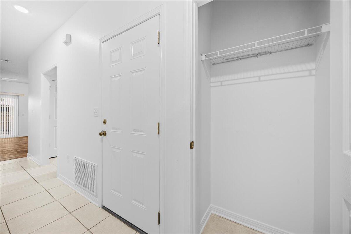 1419 Beaver Run Road, Unit 10 Niceville, FL 32578 - Photo 21 of 43 15-1V3A8826