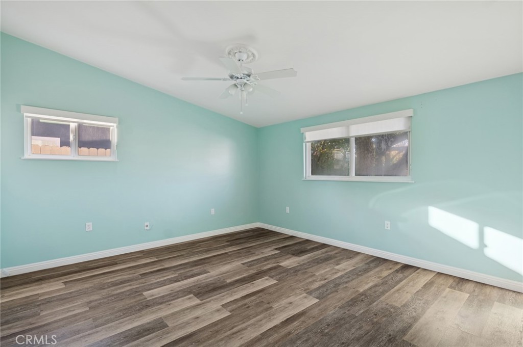 305 Nassau Road Costa Mesa, CA 92626 - Photo 13 of 28