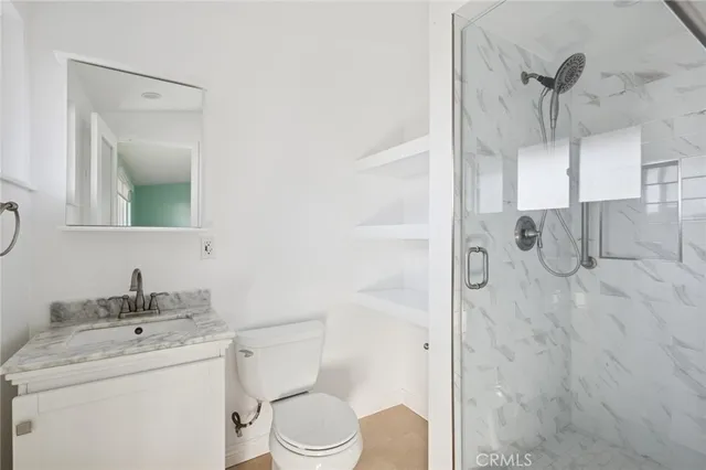 $1,699,000 | 305 Nassau Road, Costa Mesa, CA 92626