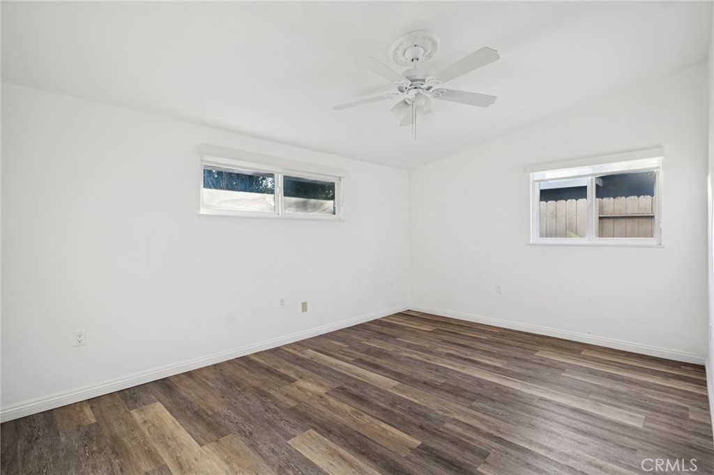 305 Nassau Road Costa Mesa, CA 92626 - Photo 16 of 28