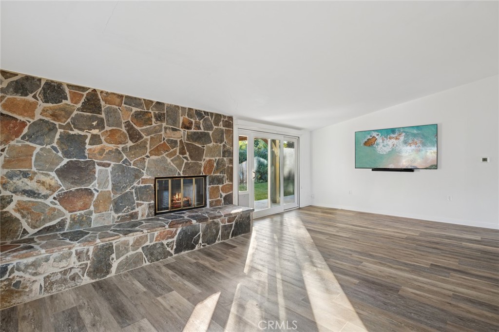 305 Nassau Road Costa Mesa, CA 92626 - Photo 18 of 28