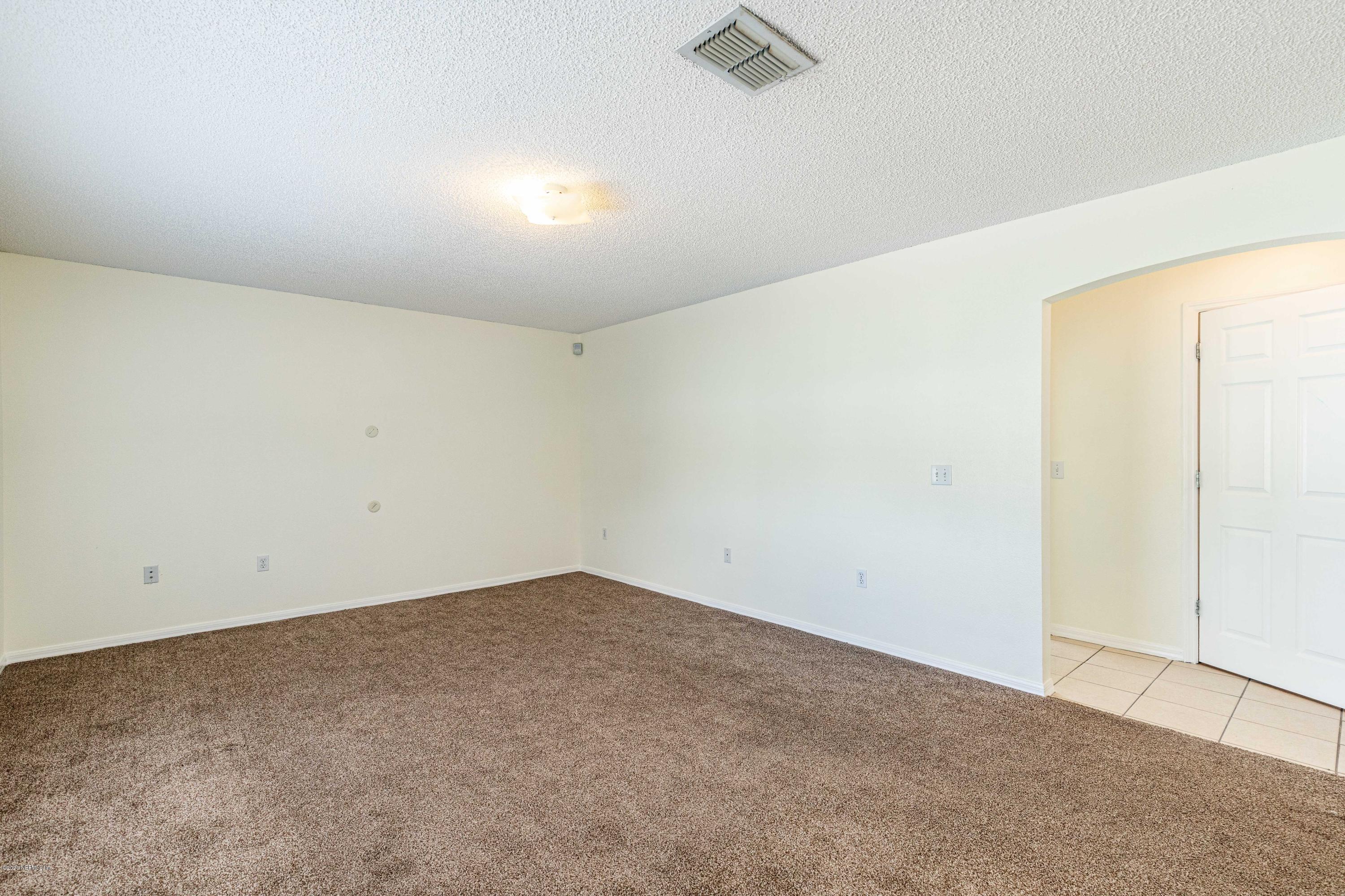 3063 Valkyrie Road Middleburg, FL 32068 - Photo 20 of 49 Family Room View 2