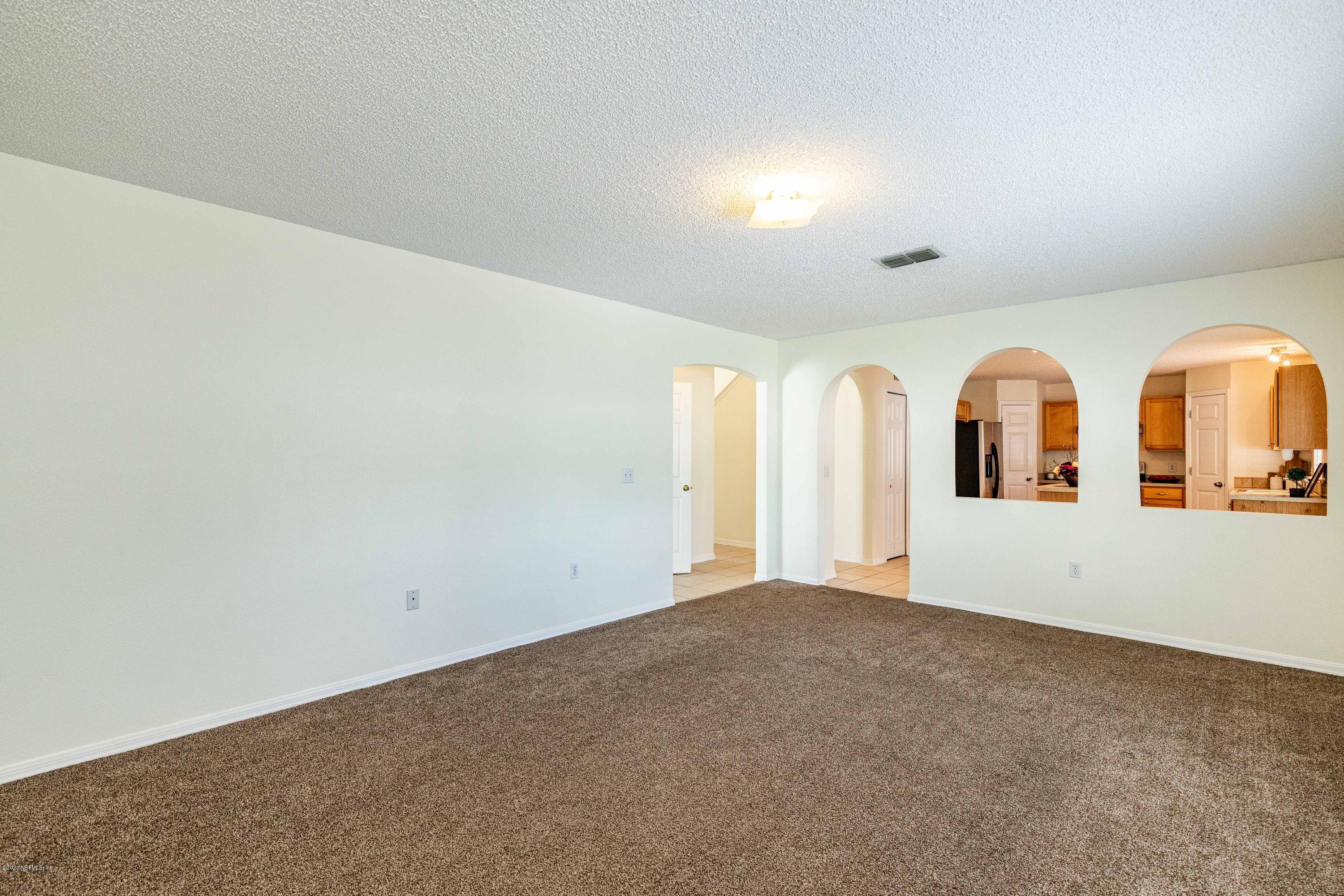 3063 Valkyrie Road Middleburg, FL 32068 - Photo 21 of 49 Family Room View 3