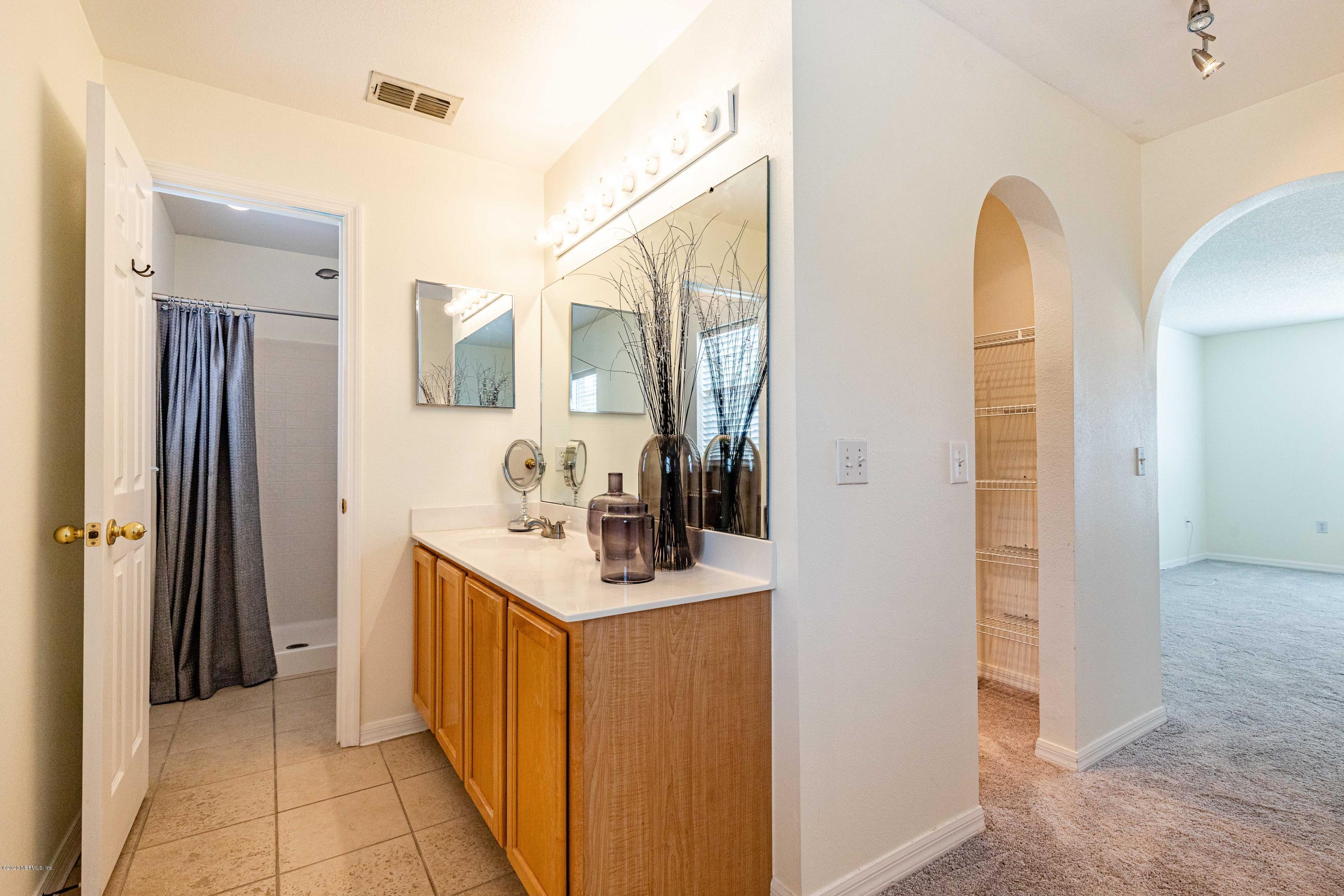 3063 Valkyrie Road Middleburg, FL 32068 - Photo 27 of 49 Owner's Bathroom View 2