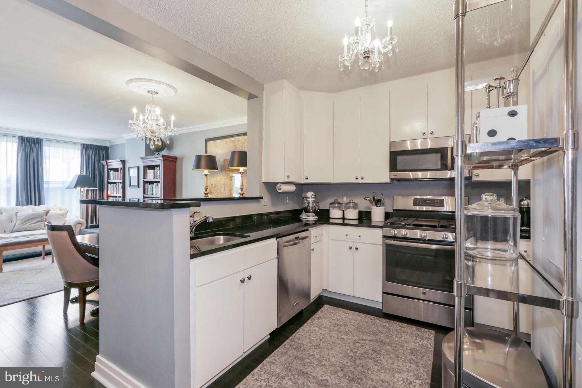 915 E Street Northwest, Unit 1002 Washington, DC 20004 - Photo 9 of 16